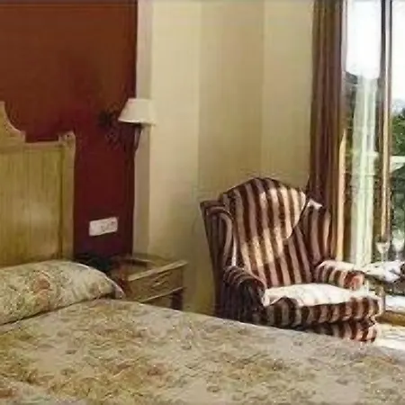 Abeiras ホテル オ・グローベ