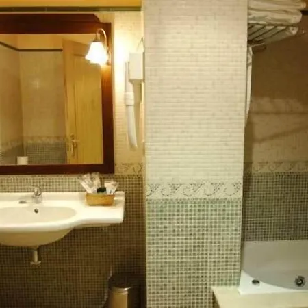 Abeiras 4* オ・グローベ